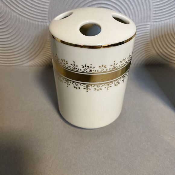 Vintage Ceramic Soap Dish Tumbler Toothbrush White Gold Filigree MCM 1960s Japan - Picture 2 of 9
